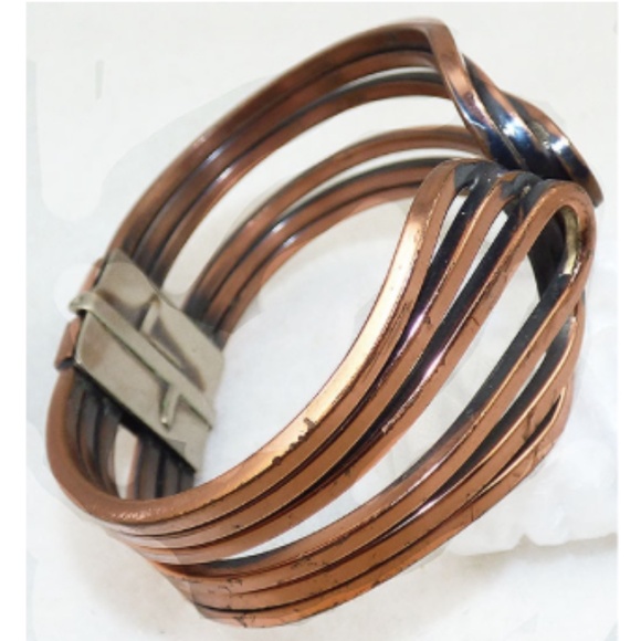 Ramé Copper Stacked Loops Bracelet - Picture 2 of 3